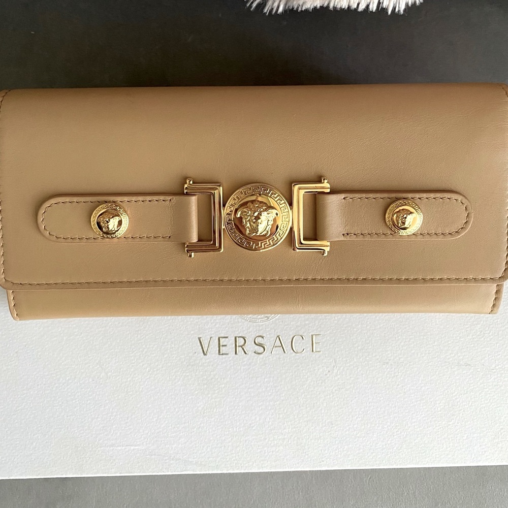AUTHENTIC VERSACE MEDUSA LONG WALLET